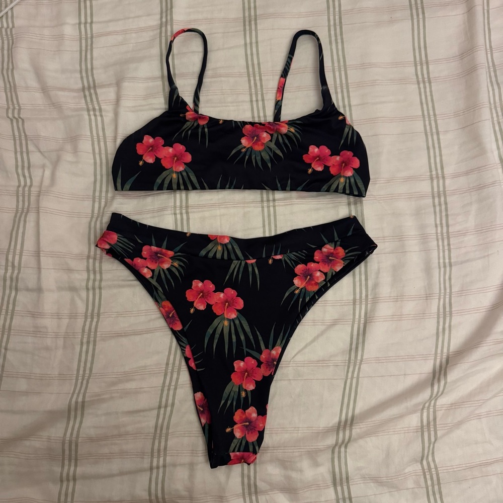 San Lorenzo Black and Red Floral Bikini Top